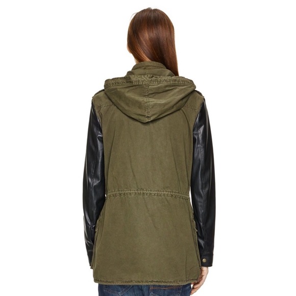 📌 NWT Talula by Aritzia Balfour Jacket - Picture 4 of 4